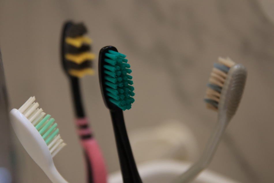 Биофизик объяснила связь между храпом и неправильным прикусом